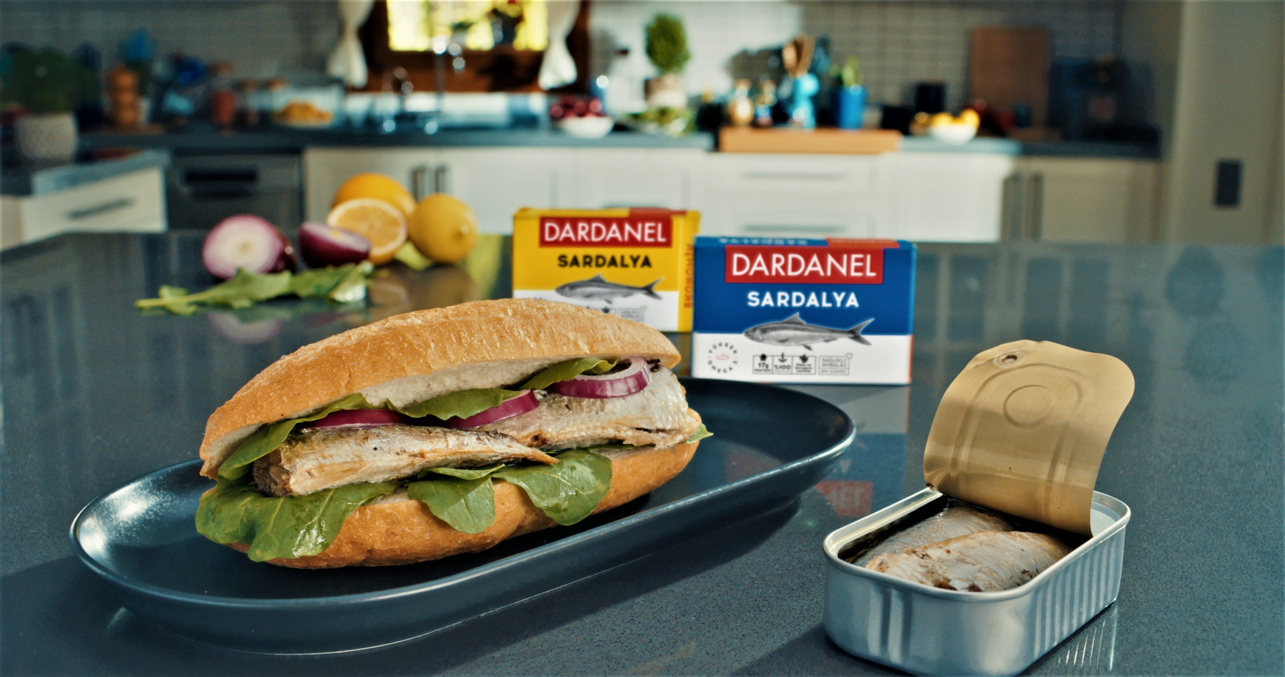 Dardanel Sardalya ile balık ekmek keyfi her yerde!