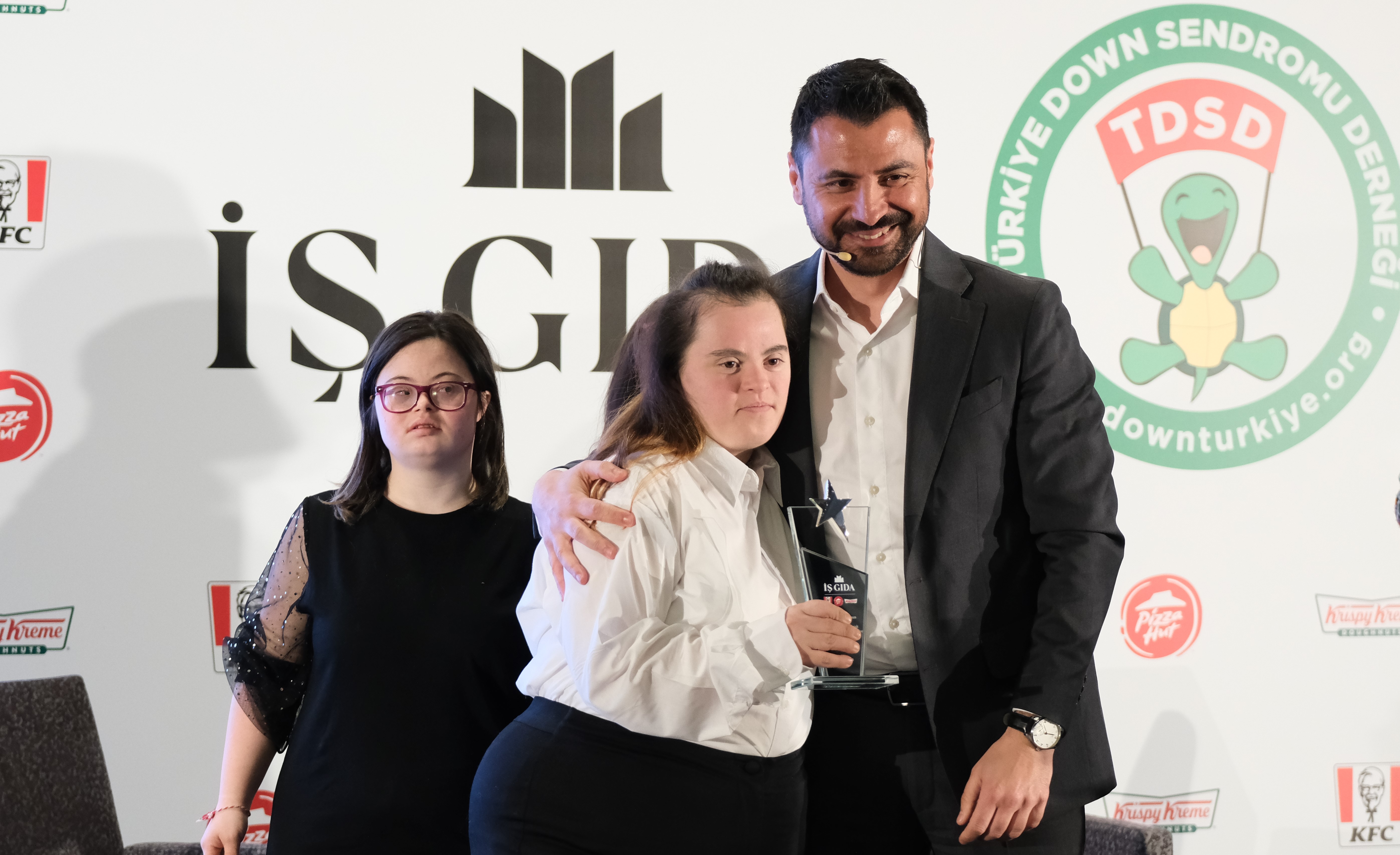 İş Gıda Bi’ İşim Var Projesi ile Down sendromlu bireylere istihdam sağlıyor